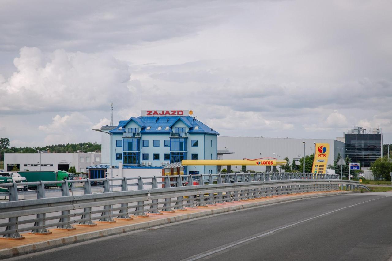 Zajazd Blue Modla Krolewska Ngoại thất bức ảnh